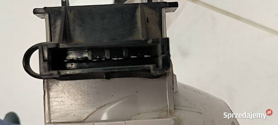 LAMPA LEWA TYŁ FORD TRANSIT MK7 6C1113N004A osobowe Lipno sprzedam