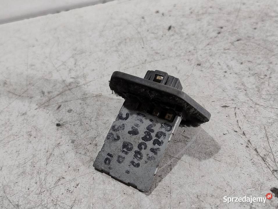 REZYSTOR OPORNICA KIA RIO II osobowe Rezystory dmuchaw sprzedam