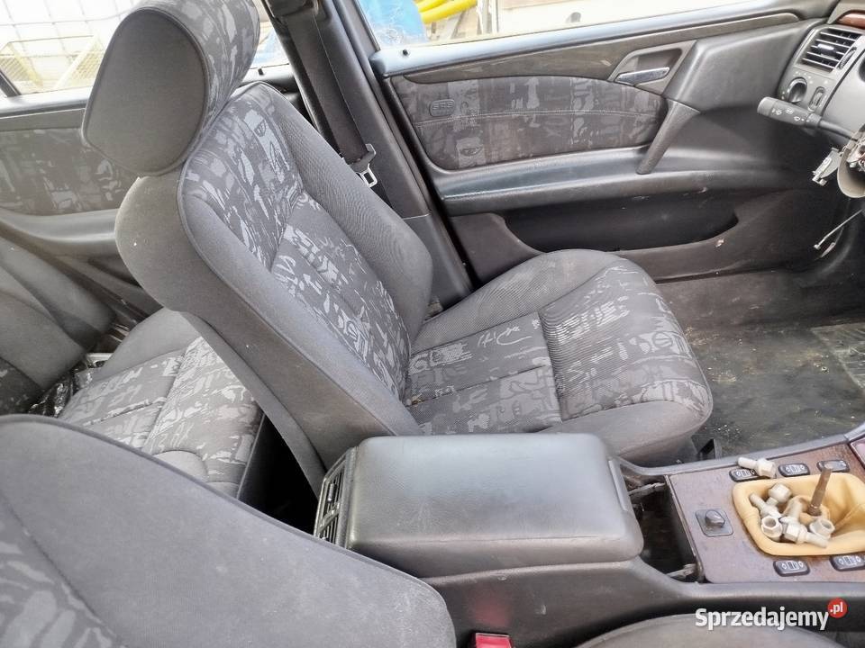 Mercedes E klasa uszkodzony części Limanowa