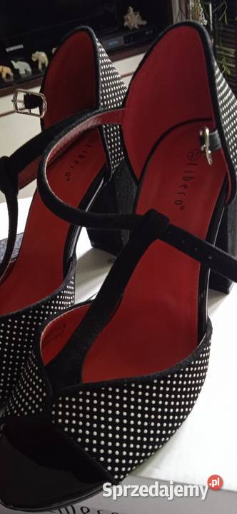 PIĘKNE NOWE CZÓŁENKA ZAMSZOWA SKÓRA r 37 Piła