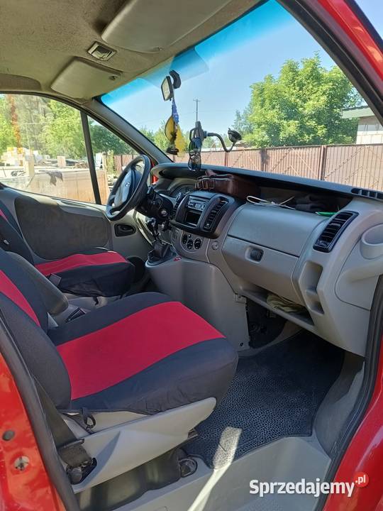 Sprzedam Renault Trafic 8 osobowy