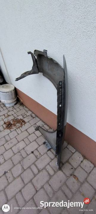 Błotnik przedni prawy A4 B6 lakier LY7Q osobowe Lubin sprzedam