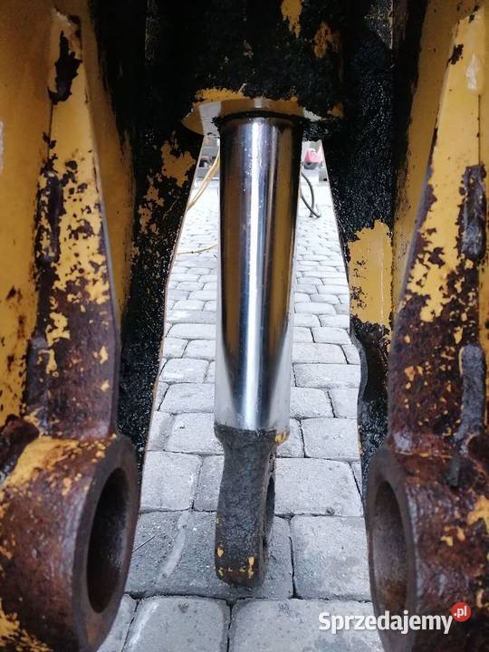 Maszt zewnętrzny Cat TH62 Wilkowo