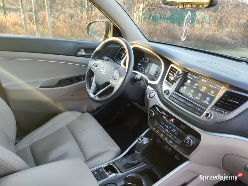 Hyndai Tucson 20 GDI 20172018 nieuszkodzony Wrocław