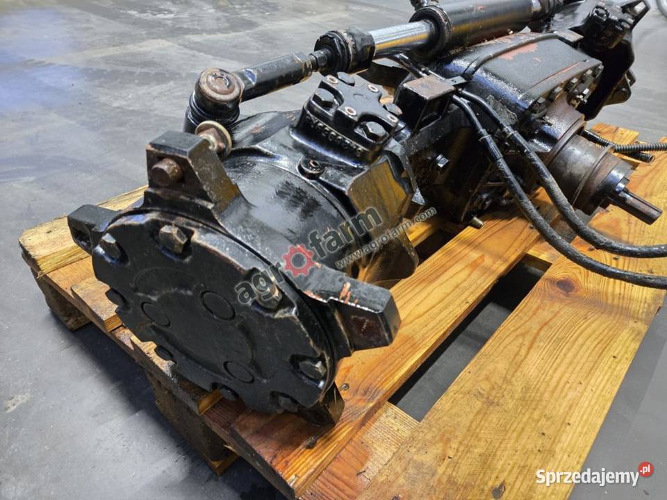 Przedni most Massey Ferguson 3225 dolnośląskie Byków