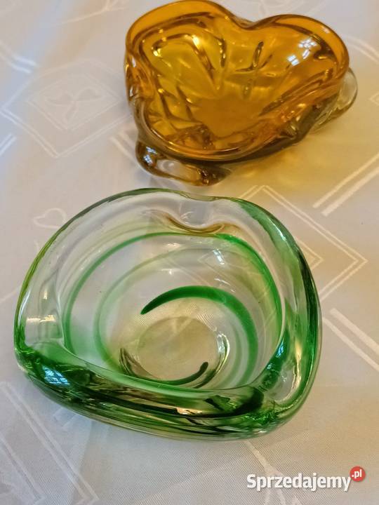 Komplet ładnych popielniczek Gliwice sprzedam