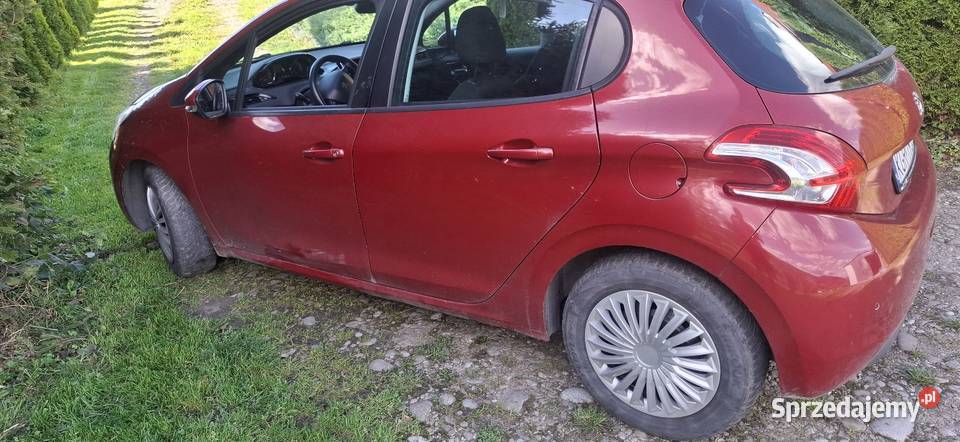 Peugeot 208 12 benzyna isofix Szymbark