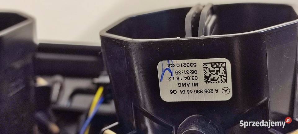 MERCEDES GLC W253 SUV DEKOR SCHOWEK TYNELU