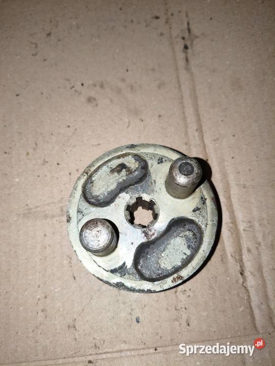 Widelec zabierak wału kardana K750