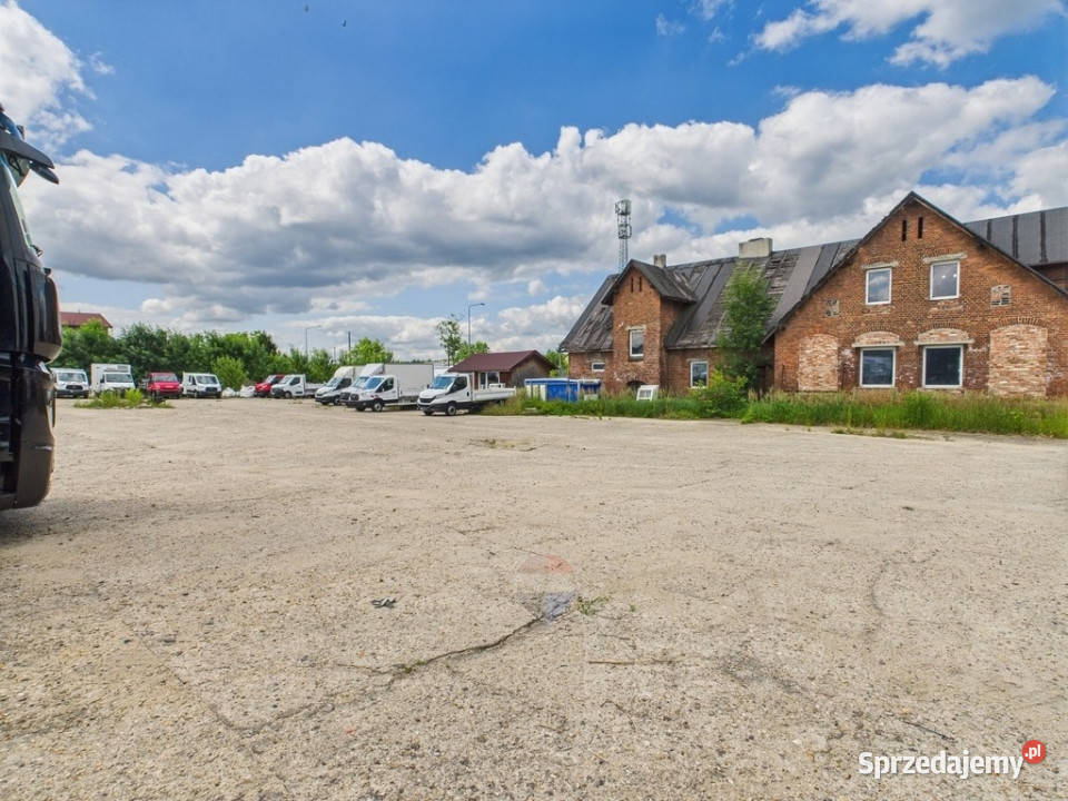 SPRZEDAM OBIEKT NA UTWARDZONEJ DZIAŁCE W RYBNIKU 366.13m2 Sprzedaż Rybnik