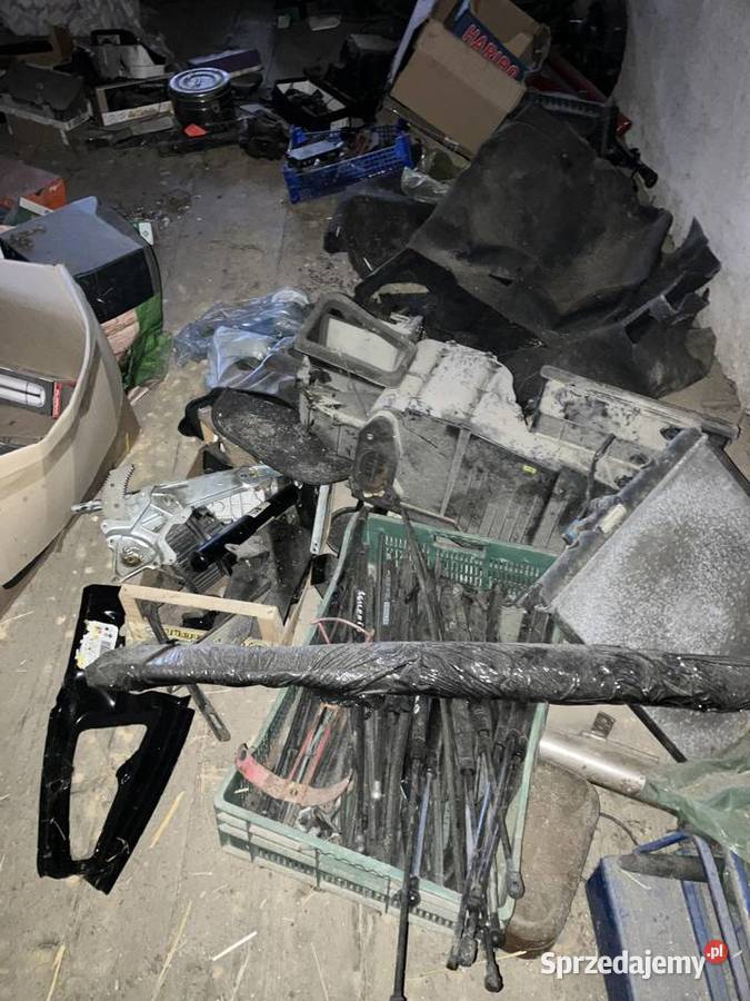 części samochodowe atrapa maska kołpak klapa osobowe dolnośląskie Kłodzko