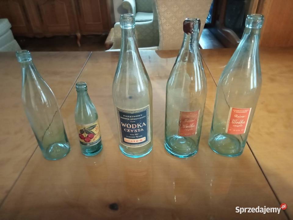 Butelki przedwojenne, z okupacji, z etykietami