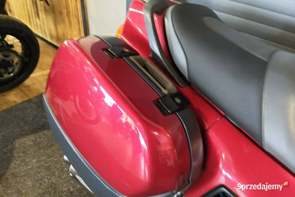 Honda ST raty kup online Piękna pancia Zadbana elektryczny starter Stare Miasto sprzedam