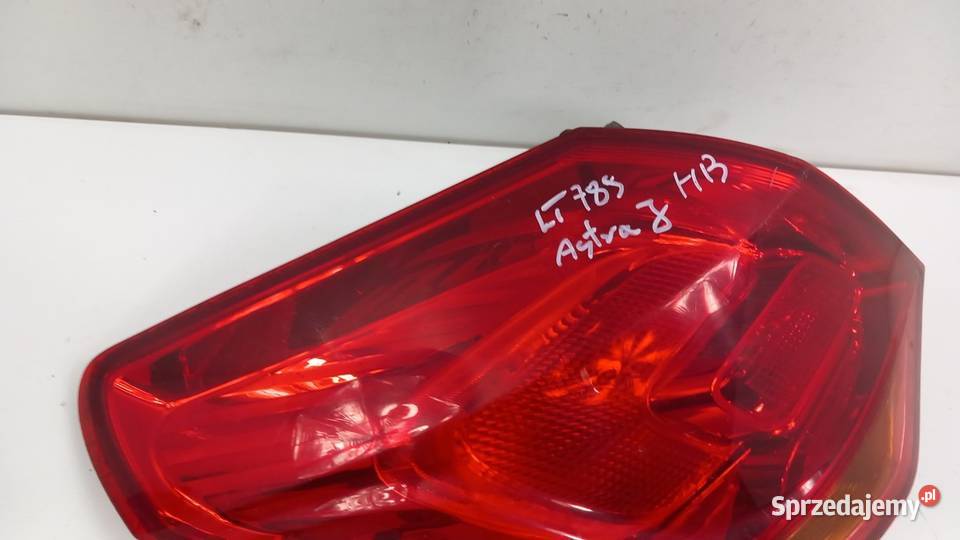 OPEL ASTRA J HB LAMPA TYŁ LEWA