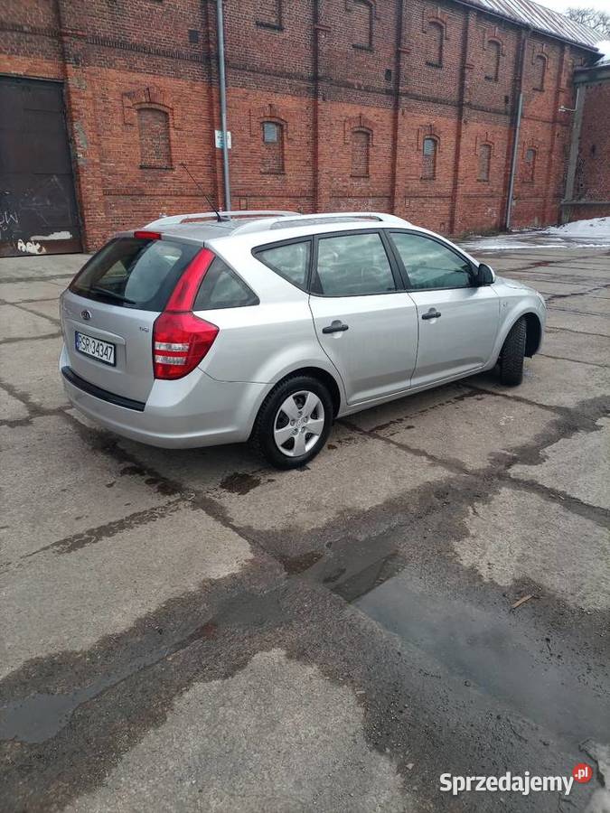 Sprzedam Kia ceed 16 benzyna