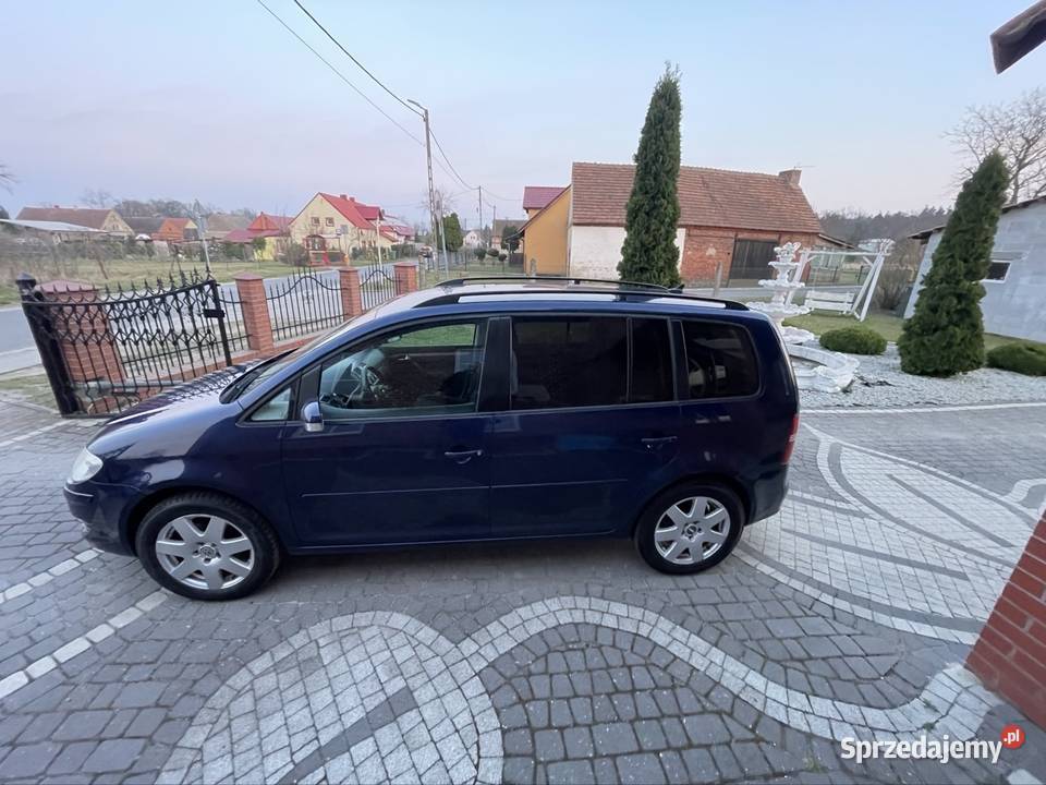 Touran Webasto 19 6 biegów tempomat kamera Rok produkcji 2007 sprzedam