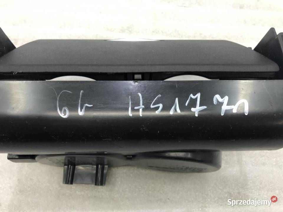 UCHWYT NA KUBEK GJE855241 CUPHOLDER MAZDA 6 GJ