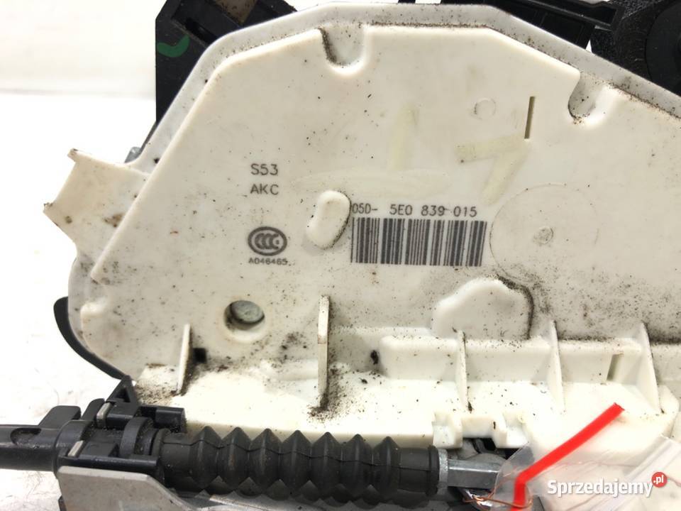 ZAMEK DRZWI LEWY TYŁ SKODA RAPID Kombi 8E0839015 sprzedam