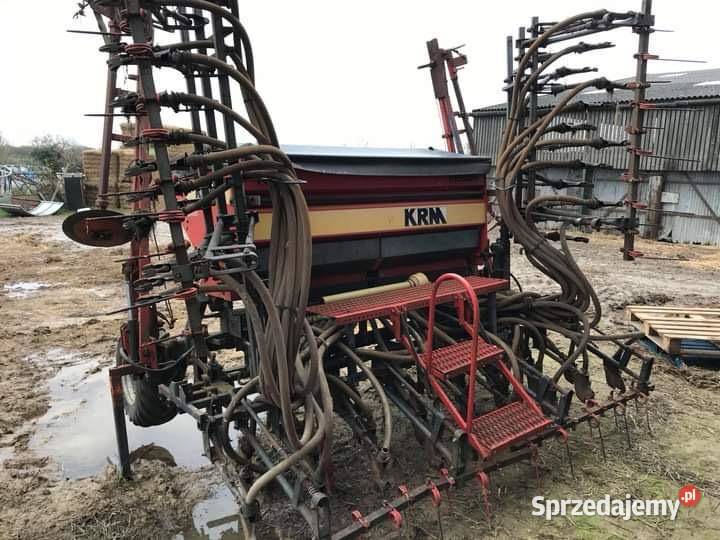 Siewnik zbożowy KRM 6 m łódzkie Wieluń