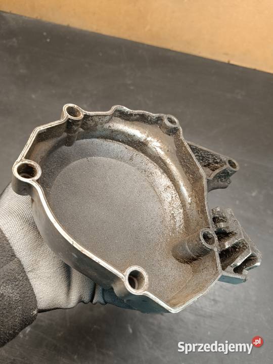 Pokrywa magneta osłona lewa dekiel kapa części Gołaczewy sprzedam