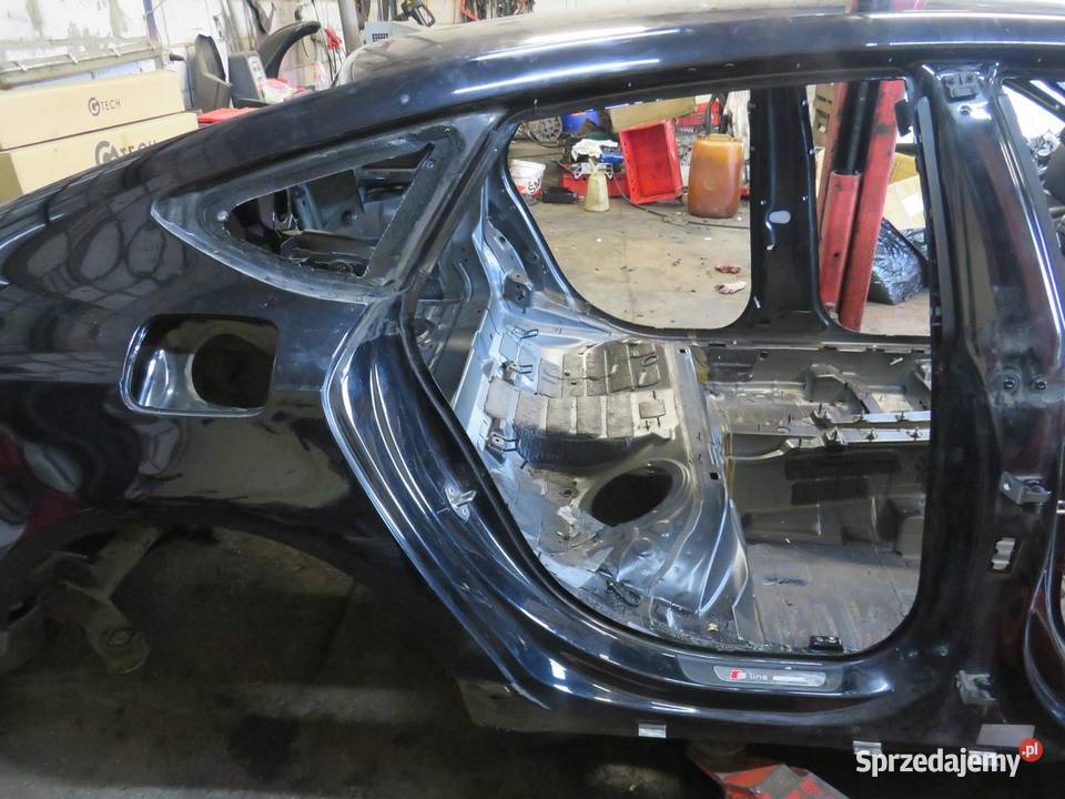 PRÓG SŁUPEK PRAWY BOK AUDI A7 4G