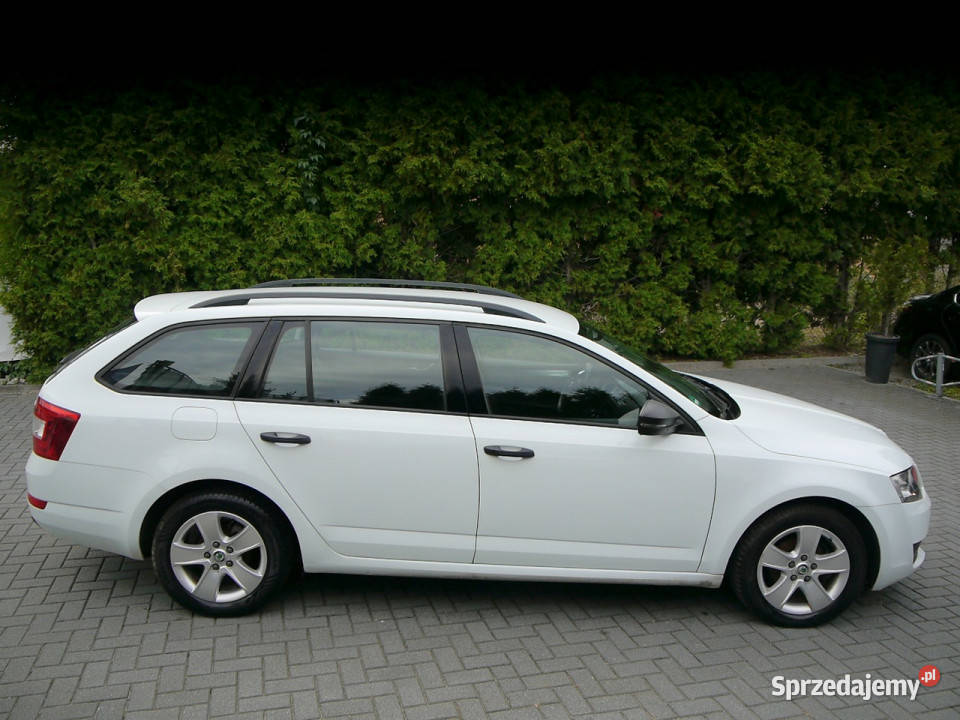 koda Octavia 16tdi Serwis ASO Bezwypadkowy Stan elektrochrom. lusterka boczne Octavia