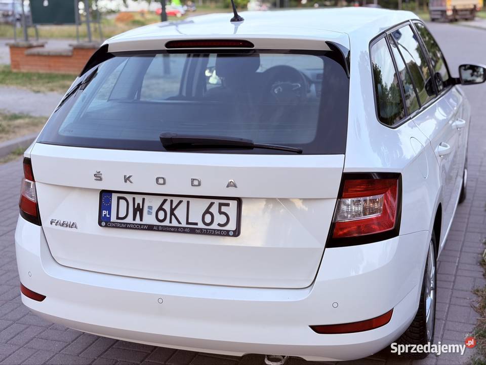 Skoda Fabia 3 III 2020 10 TSi 110 Zamość