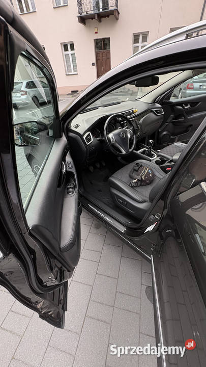 Nissan Qashqai 12 DIGT Tekna 2014 Panorama 360 4/5 Piotrków Trybunalski sprzedam
