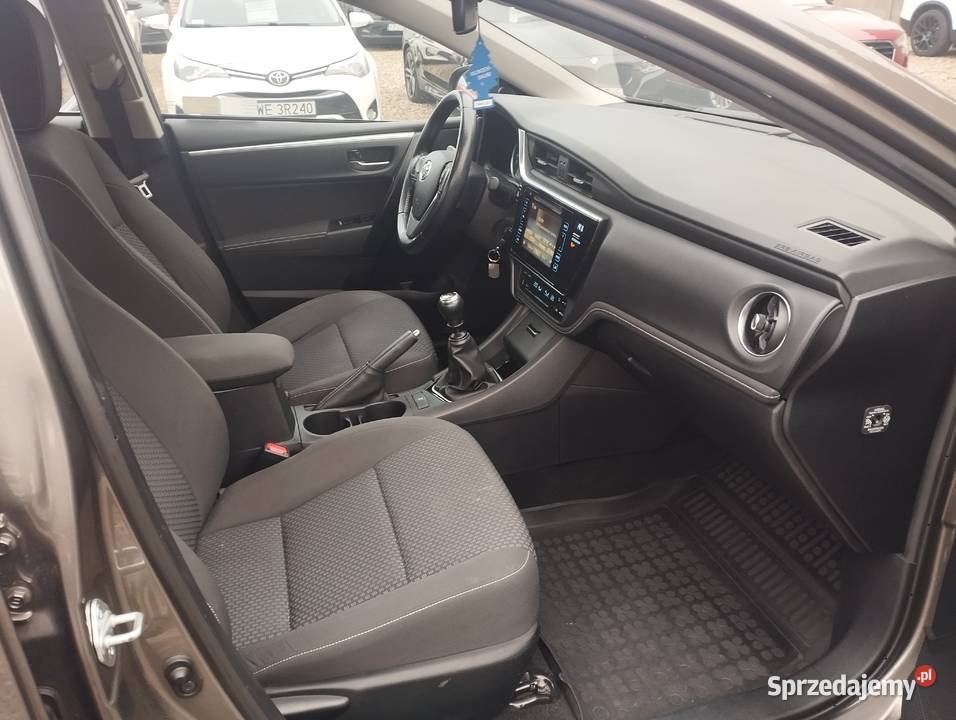 Toyota Corolla 16 salon serwis 102 bluetooth mazowieckie Warszawa