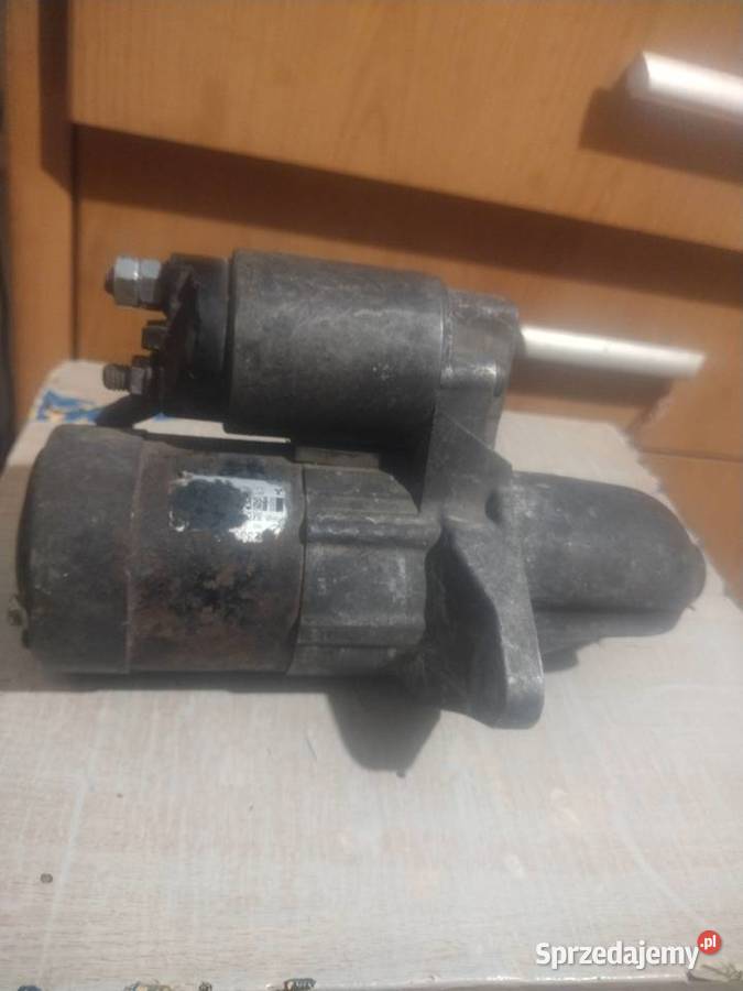 Rozrusznik Subaru Legacy 3