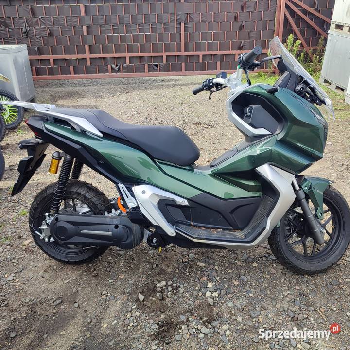 HONDA ADV 350 kopia SKUTER ELEKTRYK cało Honda Września