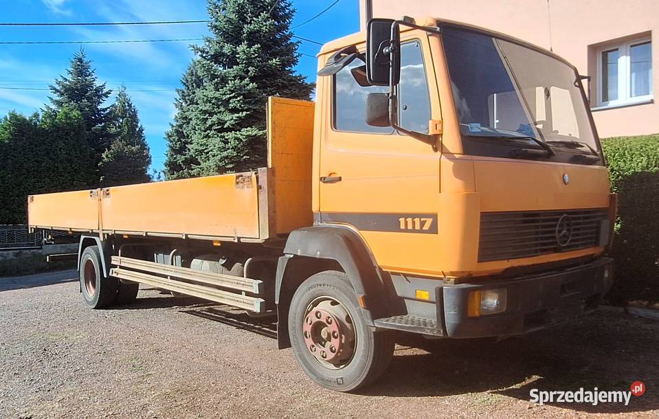 Mercedes-Benz 1117