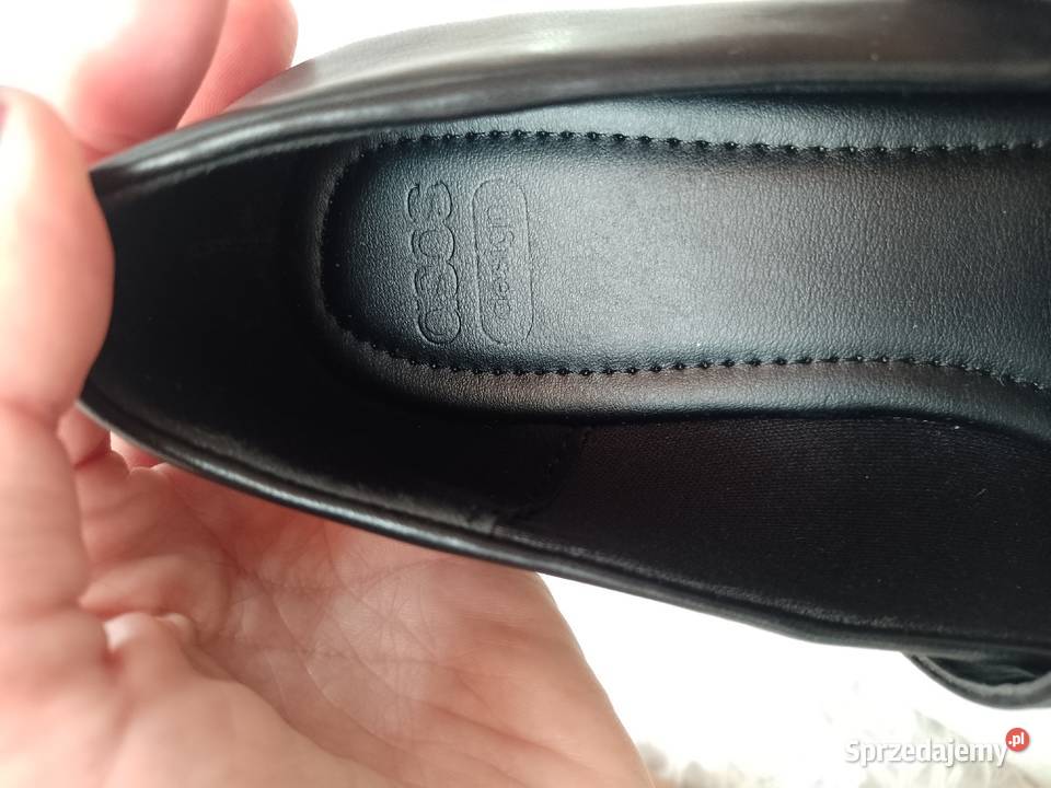 3738 ASOS Design Czarne baleriny wieczorowe z