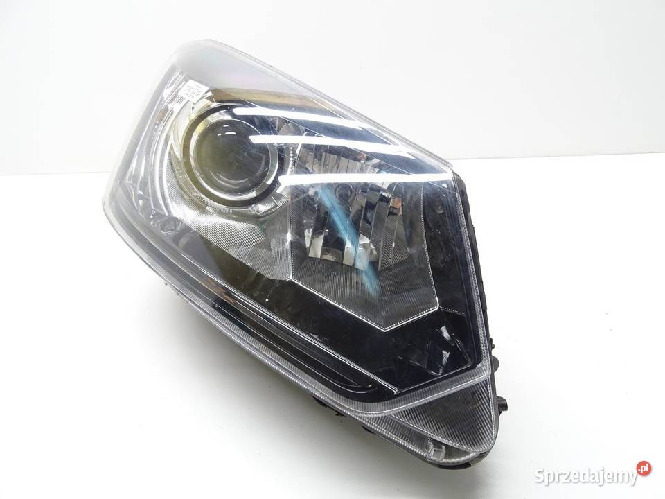 LAMPA REFLEKTOR PRAWY PRZÓD PRZEDNIA SKODA YETI