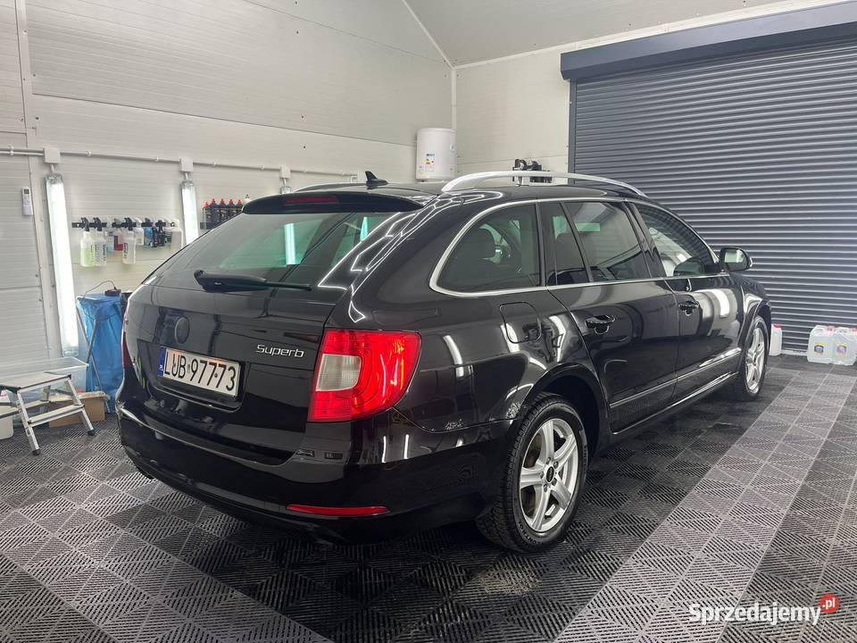 oszczędny bogate wyposażenie oryginalny lakier sprzedam