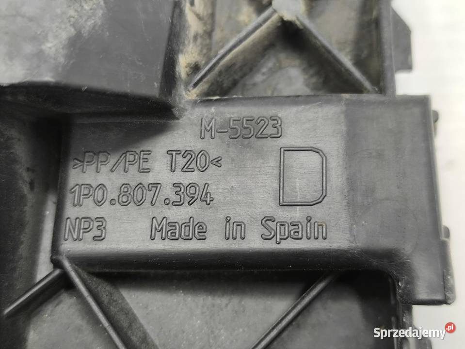 ŚLIZG ZDERZAKA PRAWY TYŁ SEAT LEON II 1P0807394