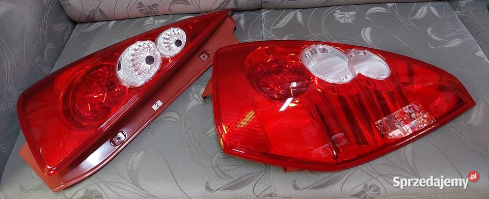 Lampa tyl P L nowe Mazda 5 Lampy tylne Osmolice Pierwsze
