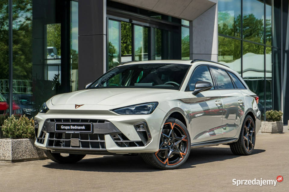 Cupra Leon Sportstourer VZ 20 TSI 333 DSG 4Drive podgrzewane fotele łódzkie Łódź