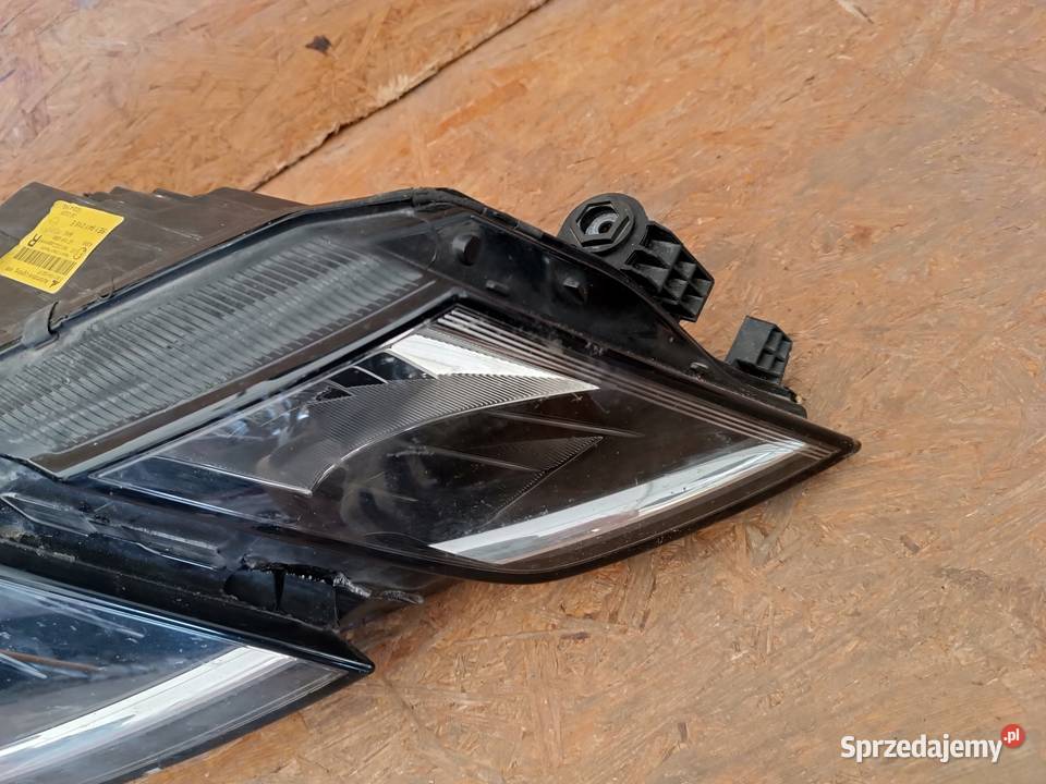LAMPA PRAWA PRZÓD REFLEKTOR EU FULL LED SKODA Nowy Tomyśl