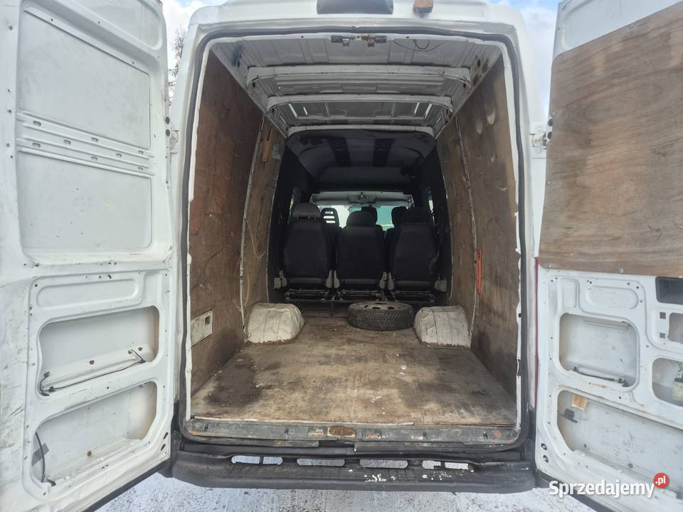 Iveco Daily MAXI 9 osobowe Podwójne koło KLIMA diesel Bujaków