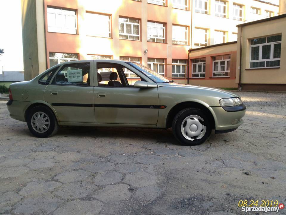 opel vectra b 18 16v Ostrowiec Świętokrzyski