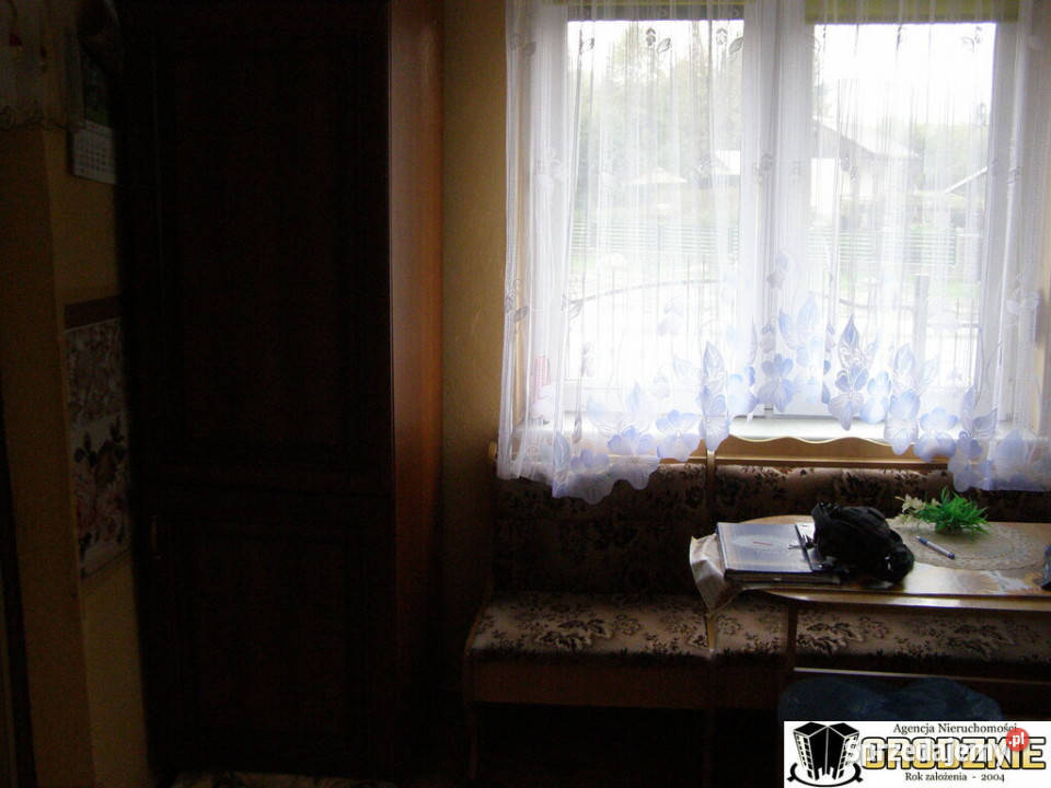 Niewielki emeryta rodziny Makowa