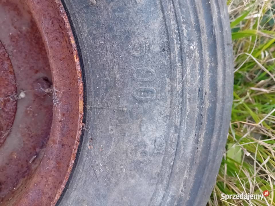 2 Koła koło z piastami snopowiązałki lubelskie Ryki sprzedam