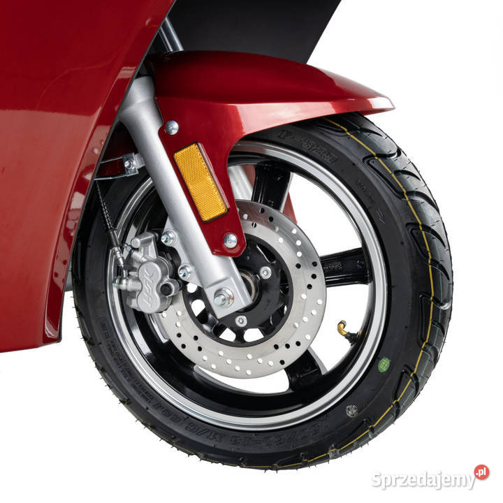 Zabudowany skuter elektryczny samochód bez