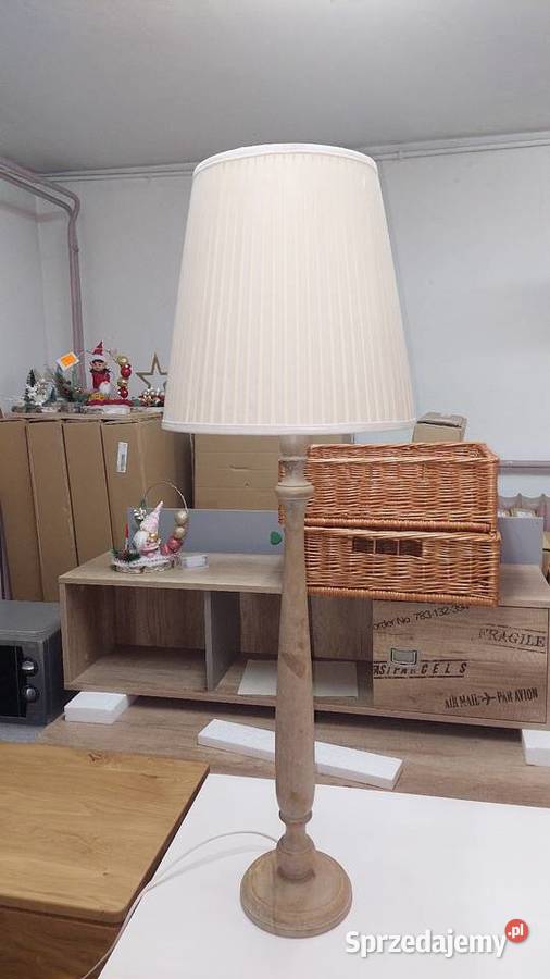 Lampa stojąca z abażurem Poznań