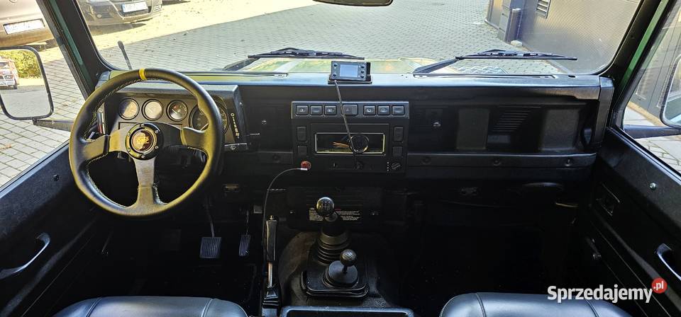 Land Rover Defender 110 Rok produkcji 2004