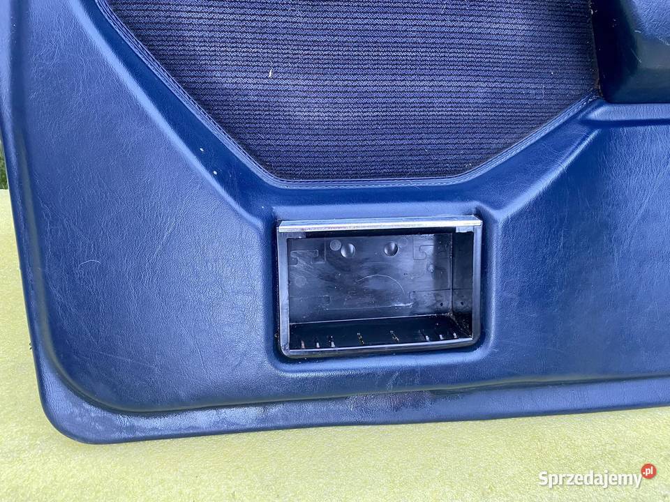 MercedesBenz E W124 Boczek drzwi prawy tył Łagiewniki sprzedam