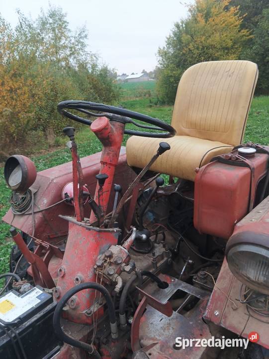 Sprzedam ciągnik rs09
