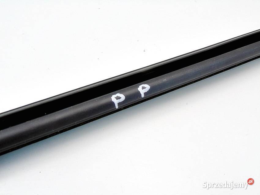 LISTWA ZGARNIAJĄCA PRAWY PRZÓD FOCUS 3 KOMBI Sosnowiec