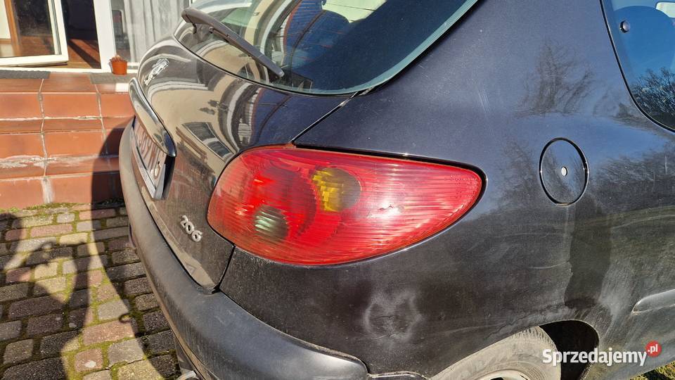 lampa tył tylna Peugeot 206 lewa prawa 2005